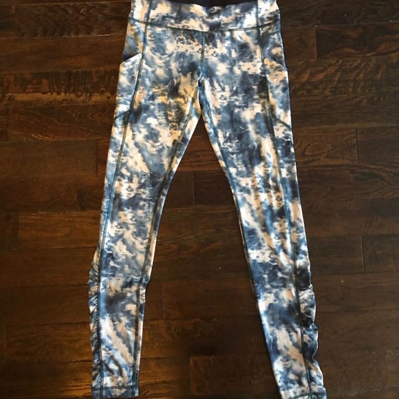 SOLD Lululemon Speed Tight III Three Legging - Picture 6 of 6